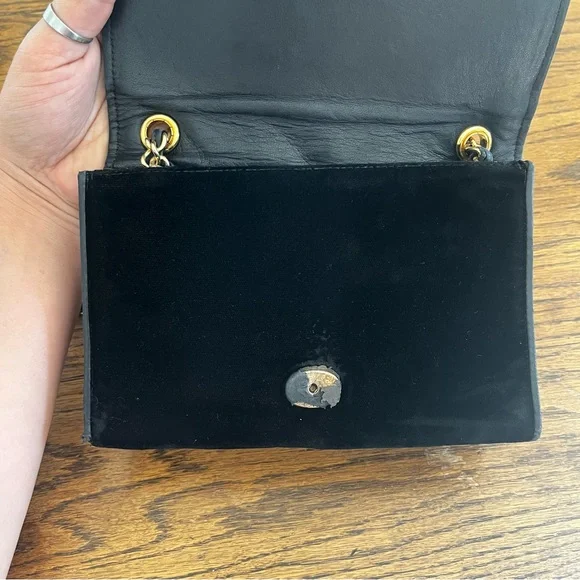 Rare Vintage Chanel Black Velvet Lambskin Chain Single Flap Shoulder Bag - Picture 12 of 16